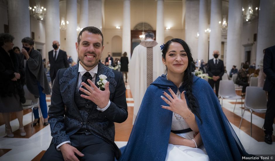 Il matrimonio di Patrizia e Riccardo a Camerino, Macerata