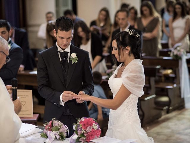 Il matrimonio di Giovanni e Lidia a Cadelbosco di Sopra, Reggio Emilia 30
