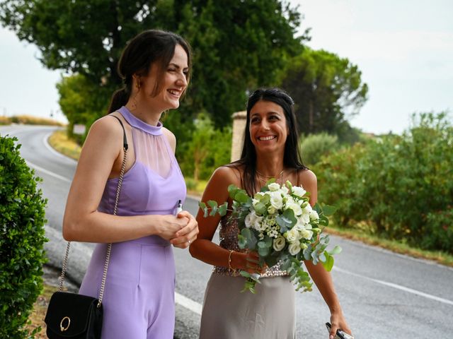 Il matrimonio di Stefano e Camilla a Montecassiano, Macerata 39