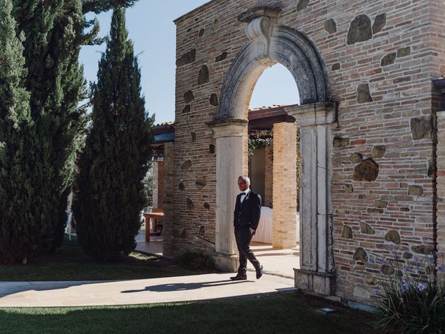 Il matrimonio di Giovanni e Claudia a Città Sant'Angelo, Pescara 41