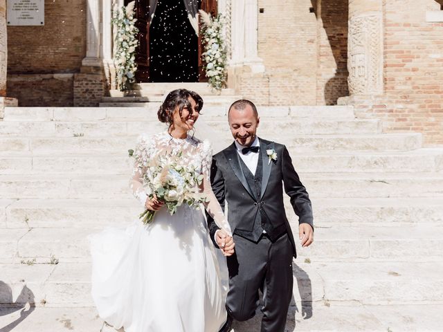 Il matrimonio di Giovanni e Claudia a Città Sant'Angelo, Pescara 59