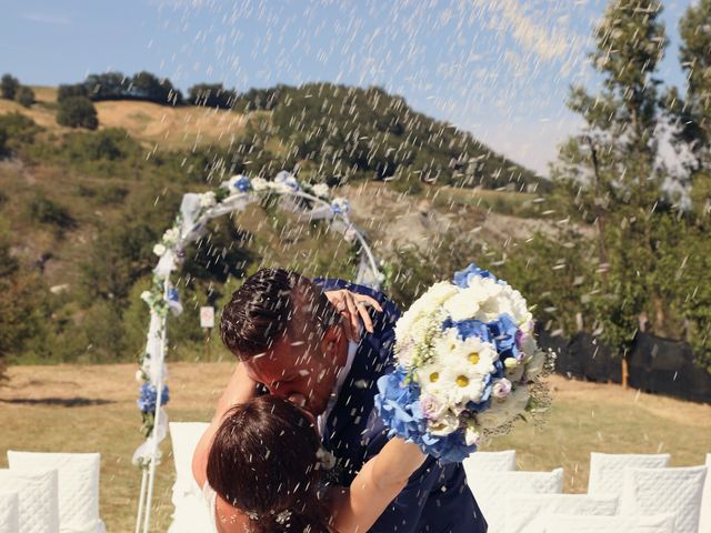 Il matrimonio di Gianluca e Elisa a Canossa, Reggio Emilia 32