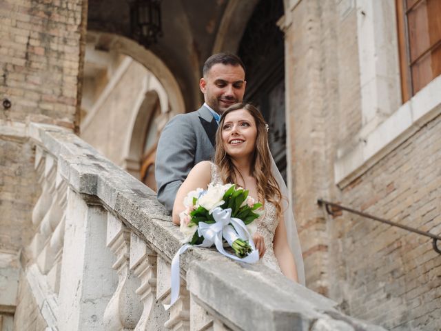 Il matrimonio di Vincenzo e Debora a Fermo, Fermo 26