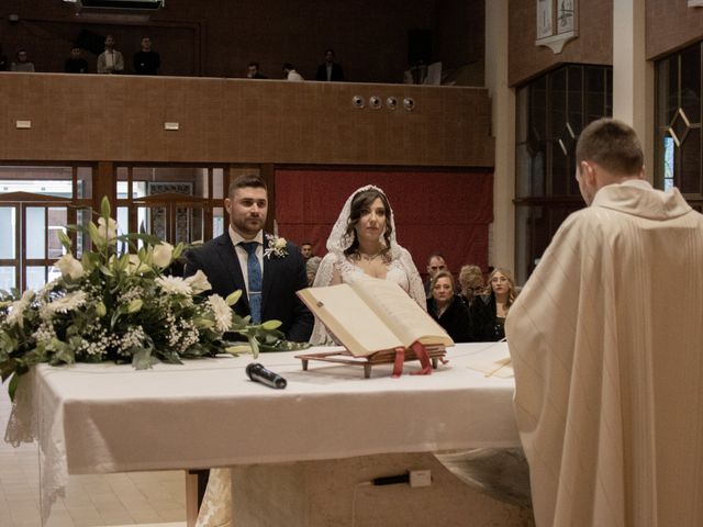 Il matrimonio di Andrea e Desirè a Mombaroccio, Pesaro - Urbino 16