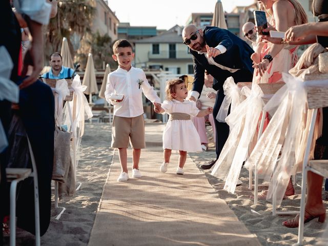 Il matrimonio di Davide e Arianna a Albissola Marina, Savona 44