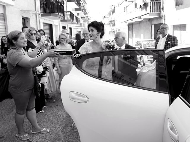Il matrimonio di Vincenzo e Maria a Gravina in Puglia, Bari 24