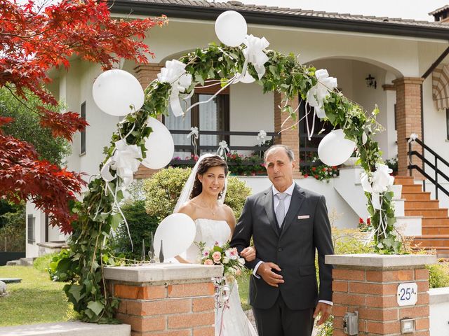 Il matrimonio di Alessio e Sonia a Camino al Tagliamento, Udine 11