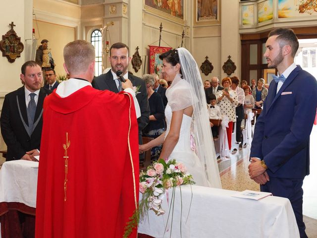 Il matrimonio di Alessio e Sonia a Camino al Tagliamento, Udine 15