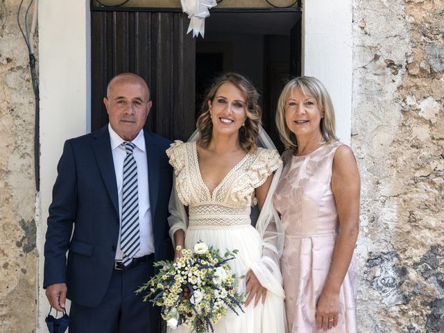 Il matrimonio di Alessandro e Simona a Calascio, L&apos;Aquila 7