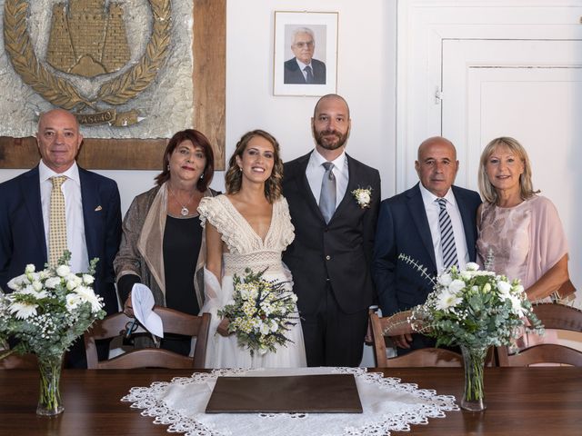 Il matrimonio di Alessandro e Simona a Calascio, L&apos;Aquila 12