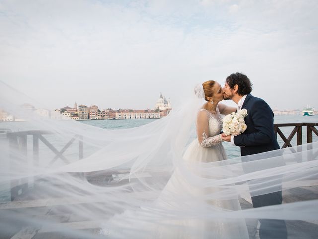 Il matrimonio di Noemi e Alberto a Lido di Venezia, Venezia 48