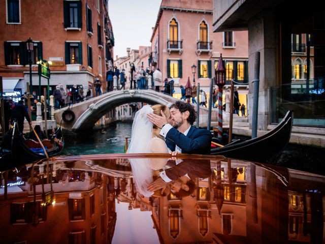 Il matrimonio di Noemi e Alberto a Lido di Venezia, Venezia 76