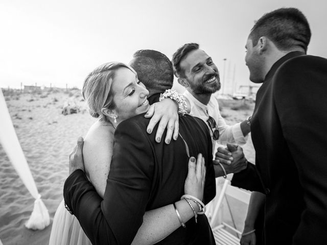 Il matrimonio di Fabrizio e Sergio a Viareggio, Lucca 27