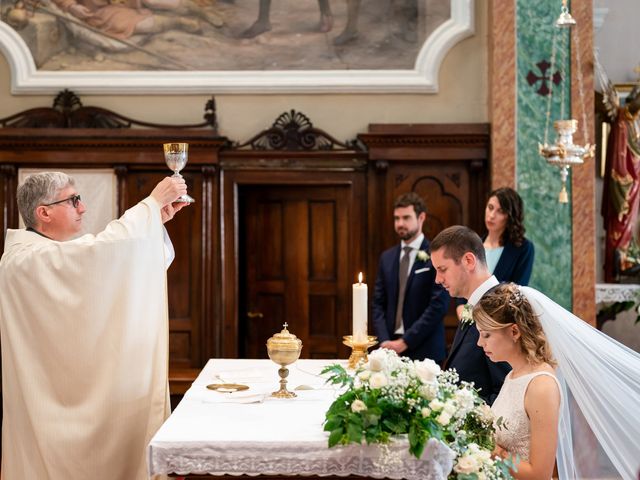 Il matrimonio di Davide e Raffaela a Calco, Lecco 32