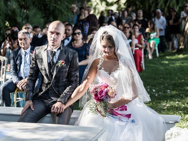 Il matrimonio di Matteo e Aurora a Viareggio, Lucca 36