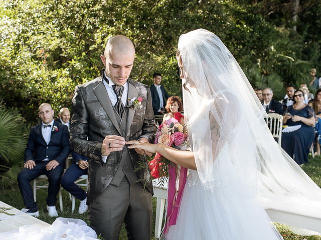 Il matrimonio di Matteo e Aurora a Viareggio, Lucca 42