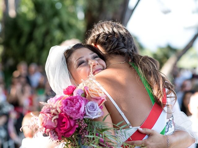 Il matrimonio di Matteo e Aurora a Viareggio, Lucca 51