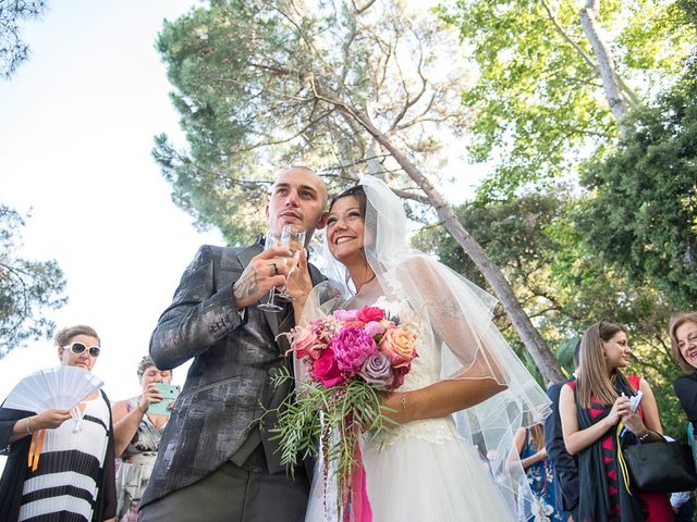 Il matrimonio di Matteo e Aurora a Viareggio, Lucca 56