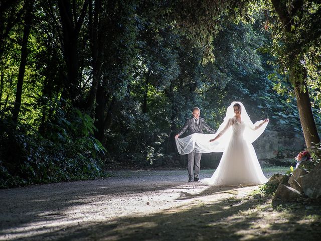 Il matrimonio di Matteo e Aurora a Viareggio, Lucca 70