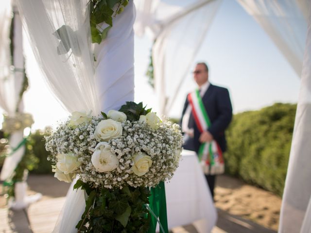 Il matrimonio di Francesco e Elena a San Vincenzo, Livorno 16