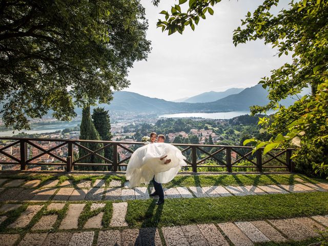 Il matrimonio di Christian e Elle a Calolziocorte, Lecco 77