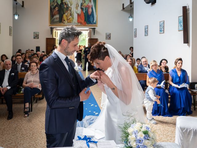 Il matrimonio di Carmela e Piernicola a Potenza, Potenza 15