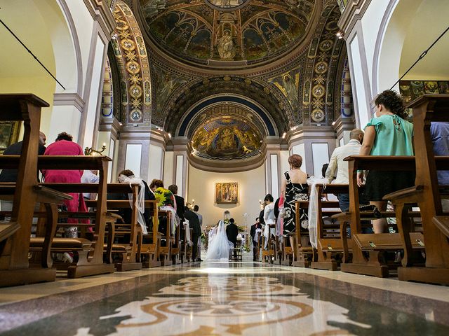 Il matrimonio di Massimo e Roberta a Cupra Marittima, Ascoli Piceno 13