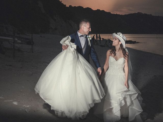 Il matrimonio di Lorenzo e Erika a Ancona, Ancona 29