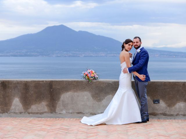 Il matrimonio di Mario e Marilena a Vico Equense, Napoli 12