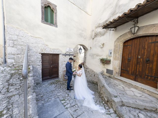 Il matrimonio di Melissa e Davide a Fumone, Frosinone 10