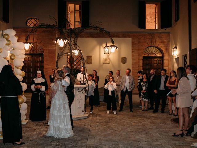 Il matrimonio di Paolo e Flora a Poggiodomo, Perugia 50