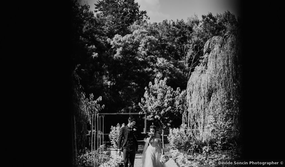 Il matrimonio di Walter e Vanessa a Monticello Brianza, Lecco