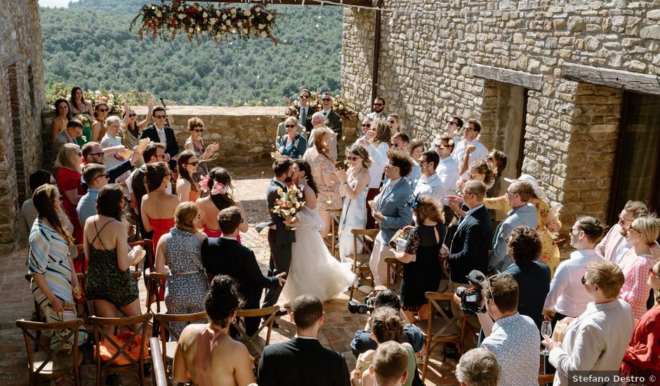Il matrimonio di Matthew e Jess a Gualdo Cattaneo, Perugia