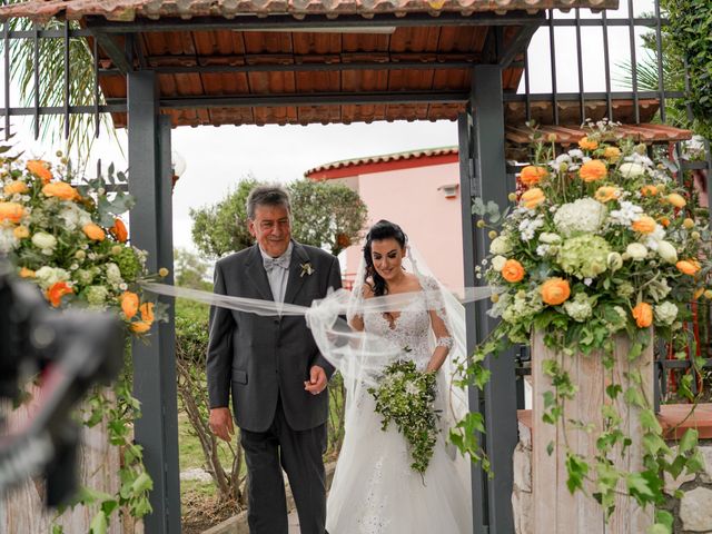 Il matrimonio di Elena e Sebastiano a Pomigliano d&apos;Arco, Napoli 32