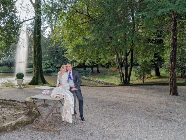 Il matrimonio di Alessio e Anna a Calolziocorte, Lecco 24