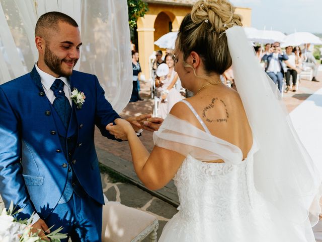 Il matrimonio di Tommaso e Elisa a Montespertoli, Firenze 18