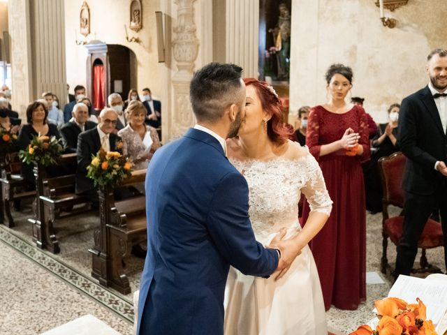 Il matrimonio di Mattia e Alessia a Roverbella, Mantova 27