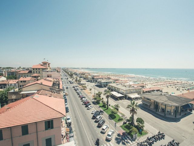 Il matrimonio di fabio e Chiara a Viareggio, Lucca 2