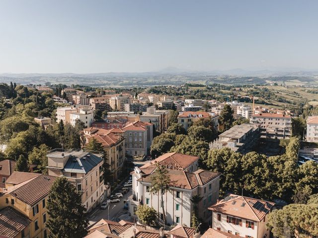 Il matrimonio di Ilenia e Michele a Montecassiano, Macerata 3
