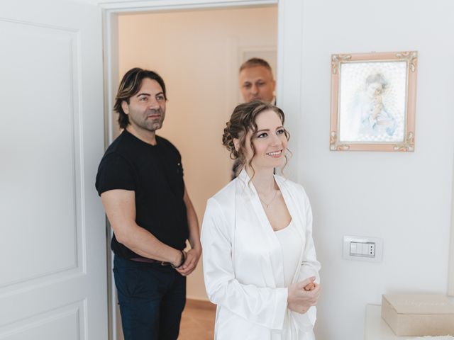 Il matrimonio di Ilenia e Michele a Montecassiano, Macerata 16