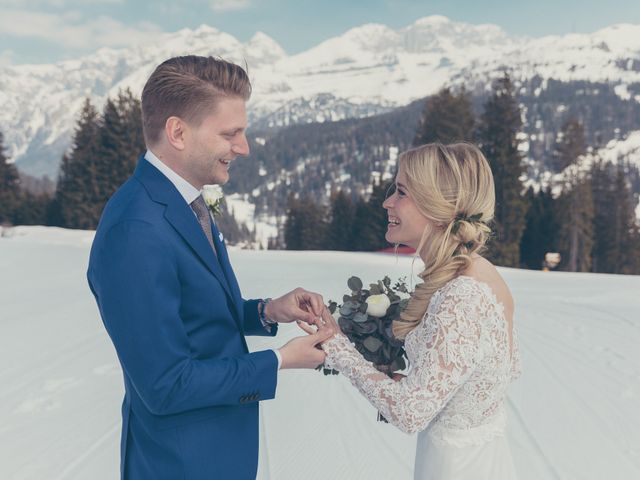 Il matrimonio di Alexander e Emelie a Pinzolo, Trento 34