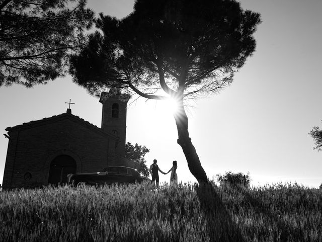 Il matrimonio di Veronica e Samuele a Ripe, Ancona 24