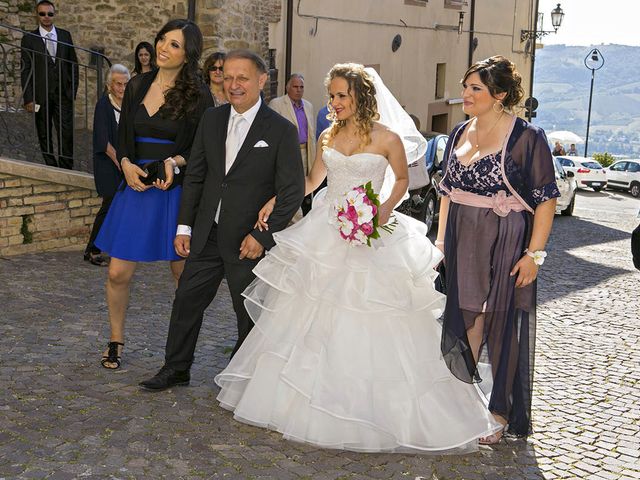 Il matrimonio di Giovanni e Loredana a Monte Rinaldo, Fermo 26