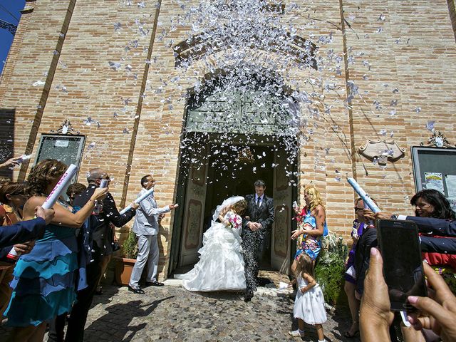 Il matrimonio di Giovanni e Loredana a Monte Rinaldo, Fermo 39