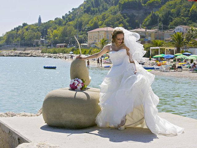 Il matrimonio di Giovanni e Loredana a Monte Rinaldo, Fermo 55