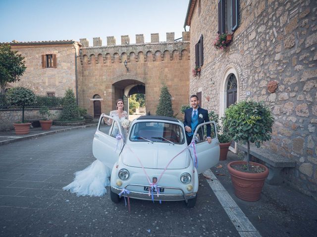 Il matrimonio di Giovanni e Laura a Pitigliano, Grosseto 64