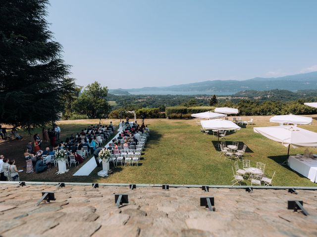 Il matrimonio di Teo e Stefania a Besozzo, Varese 34