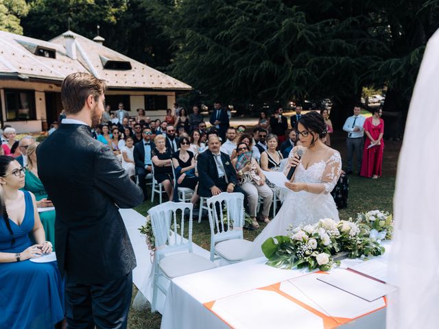 Il matrimonio di Teo e Stefania a Besozzo, Varese 35