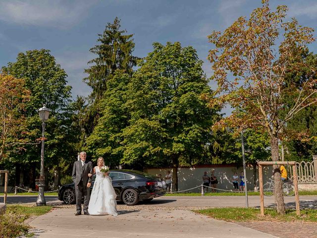 Il matrimonio di Mirko e Claudia a Rovato, Brescia 23