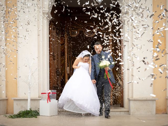 Il matrimonio di Alex e Vittoria a Casabona, Crotone 6